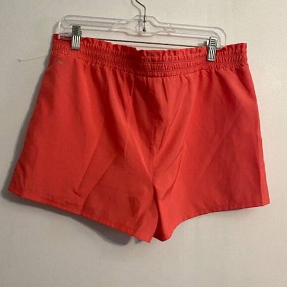 Xersion Dubarry Coral Athletic shorts, size 2X - Picture 2 of 3